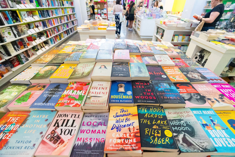 About – Posman Books